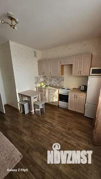 Студия квартира, посуточно, 28м2, 12/16 этаж