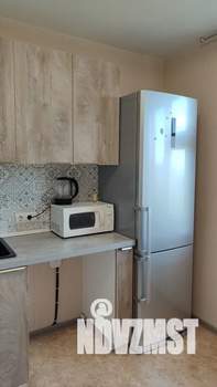 1-к квартира, посуточно, 49м2, 10/25 этаж