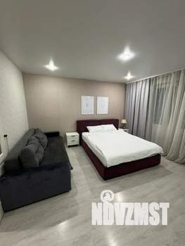 1-к квартира, посуточно, 42м2, 9/10 этаж