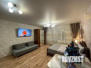 Студия квартира, посуточно, 38м2, 6/17 этаж