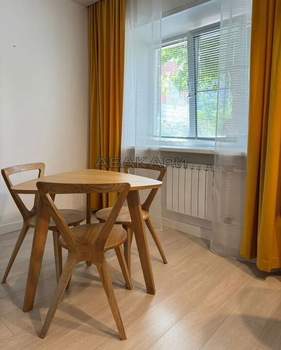 1-к квартира, на длительный срок, 42м2, 1/5 этаж