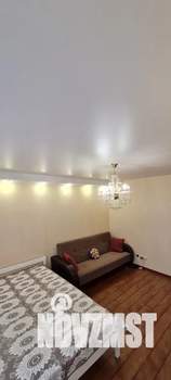 1-к квартира, посуточно, 42м2, 10/10 этаж