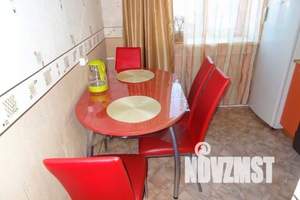 2-к квартира, посуточно, 45м2, 3/4 этаж