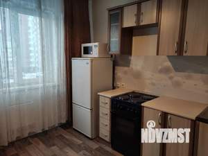 1-к квартира, посуточно, 35м2, 3/10 этаж