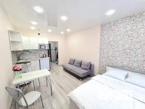 Студия квартира, посуточно, 28м2, 3/17 этаж