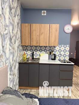 Студия квартира, посуточно, 25м2, 1/19 этаж