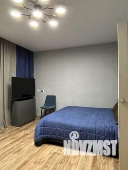 1-к квартира, посуточно, 42м2, 2/17 этаж