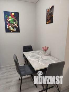 Студия квартира, посуточно, 33м2, 4/18 этаж