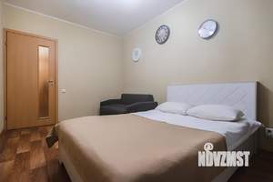 Студия квартира, посуточно, 35м2, 6/10 этаж