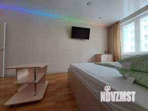 1-к квартира, посуточно, 42м2, 6/25 этаж