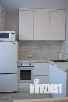 1-к квартира, посуточно, 28м2, 7/9 этаж