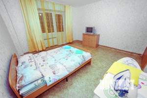 1-к квартира, посуточно, 42м2, 1/1 этаж