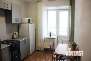 1-к квартира, посуточно, 44м2, 10/17 этаж