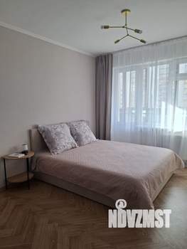 1-к квартира, посуточно, 38м2, 6/15 этаж