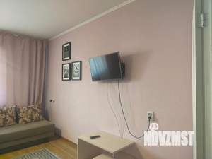 1-к квартира, посуточно, 42м2, 3/10 этаж