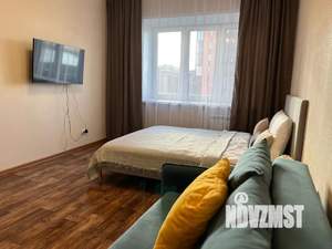 1-к квартира, посуточно, 43м2, 7/8 этаж