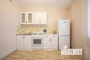 1-к квартира, посуточно, 39м2, 19/25 этаж