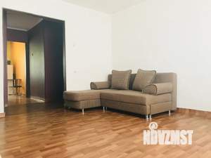 1-к квартира, посуточно, 38м2, 1/9 этаж