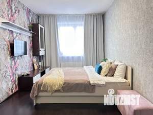 1-к квартира, посуточно, 38м2, 4/10 этаж