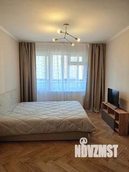 1-к квартира, посуточно, 38м2, 6/15 этаж