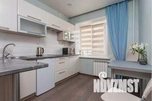 1-к квартира, посуточно, 35м2, 3/9 этаж