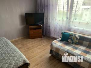 1-к квартира, посуточно, 30м2, 4/10 этаж