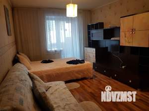 1-к квартира, посуточно, 46м2, 5/10 этаж