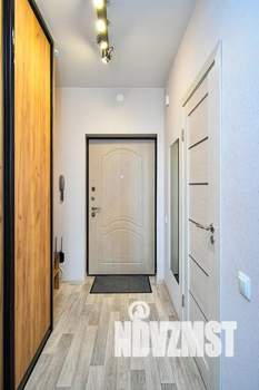 Студия квартира, посуточно, 36м2, 23/25 этаж