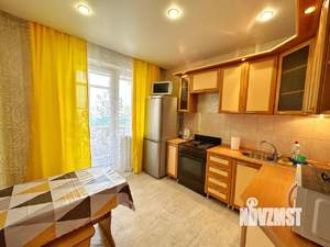 1-к квартира, посуточно, 47м2, 1/1 этаж