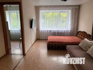 1-к квартира, посуточно, 38м2, 3/5 этаж