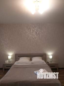 Студия квартира, посуточно, 36м2, 21/23 этаж