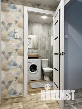 Студия квартира, посуточно, 40м2, 1/16 этаж