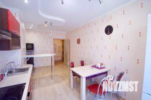 3-к квартира, посуточно, 72м2, 1/1 этаж