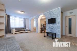 2-к квартира, посуточно, 60м2, 1/1 этаж