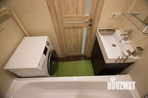 1-к квартира, посуточно, 37м2, 6/10 этаж