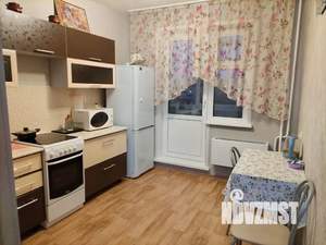 1-к квартира, посуточно, 39м2, 8/10 этаж