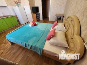 Студия квартира, посуточно, 28м2, 13/14 этаж