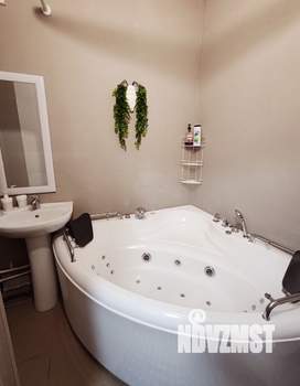 Студия квартира, посуточно, 30м2, 24/25 этаж