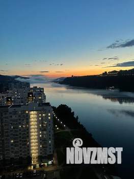 1-к квартира, посуточно, 42м2, 25/25 этаж