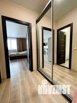 Студия квартира, посуточно, 35м2, 3/25 этаж