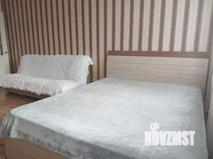 1-к квартира, посуточно, 38м2, 7/25 этаж