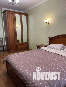 2-к квартира, посуточно, 72м2, 7/17 этаж