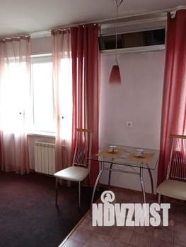 1-к квартира, посуточно, 32м2, 4/9 этаж