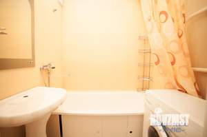 1-к квартира, посуточно, 42м2, 2/10 этаж