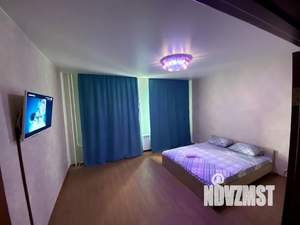 1-к квартира, посуточно, 42м2, 5/10 этаж