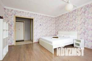 1-к квартира, посуточно, 42м2, 6/10 этаж