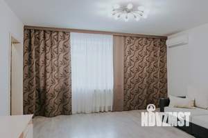 1-к квартира, посуточно, 64м2, 1/1 этаж