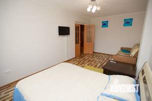 1-к квартира, посуточно, 60м2, 6/10 этаж