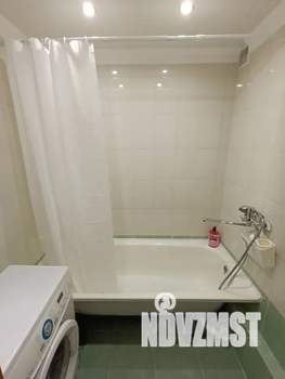 1-к квартира, посуточно, 40м2, 2/14 этаж