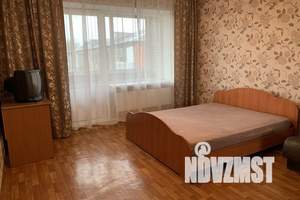 1-к квартира, посуточно, 35м2, 5/10 этаж